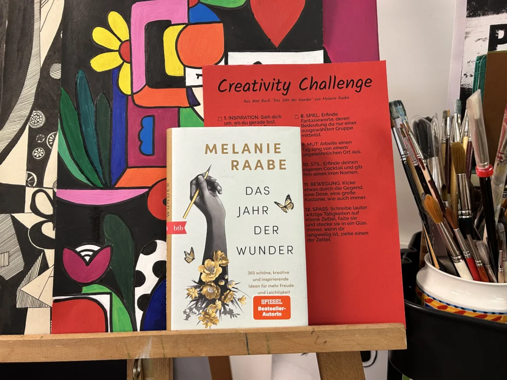 Buch Das Jahr der Wunder von Melanie Raabe, bunte Bilder